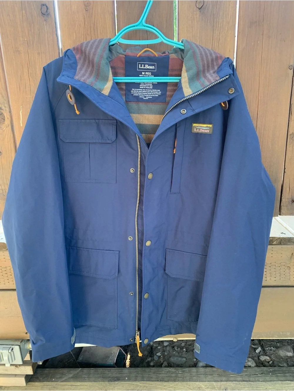 L.L. Bean Navy Classic Mountain Water-Resistant Jacket - Picture 1 of 8
